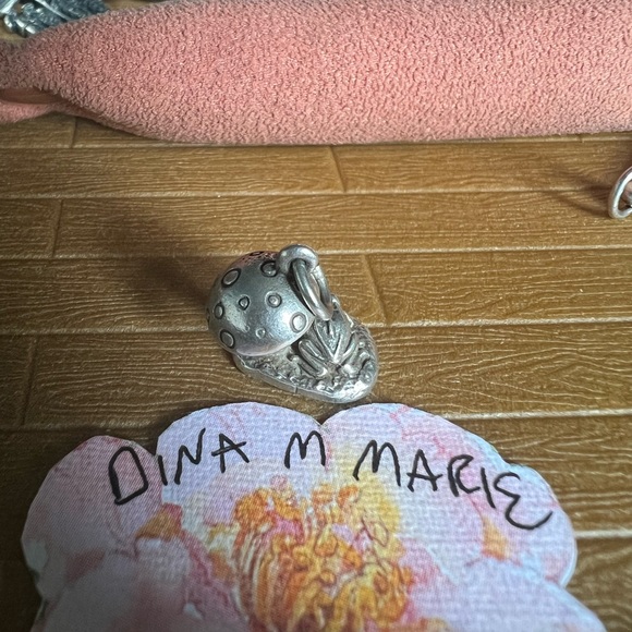 James Avery Extremely Rare Retired 3d Mushroom Frog Charm! 925 - Picture 2 of 4